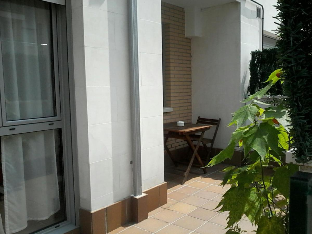 Apartamentos Mar Y Ola 1 Posada De Llanes Exteriör bild