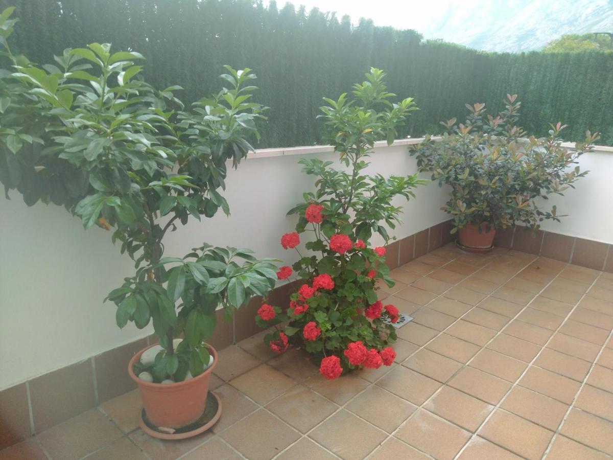 Apartamentos Mar Y Ola 1 Posada De Llanes Exteriör bild